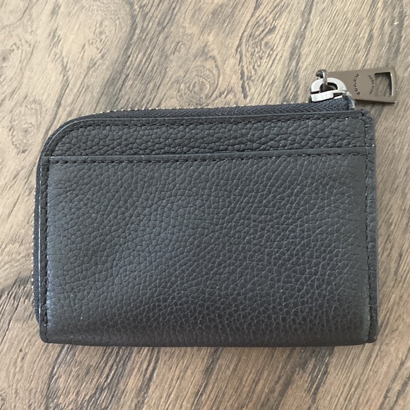 ❌SOLD❌COACH NWT 76314 L Zip Car Key Case With Signature Canvas - Picture 2 of 5